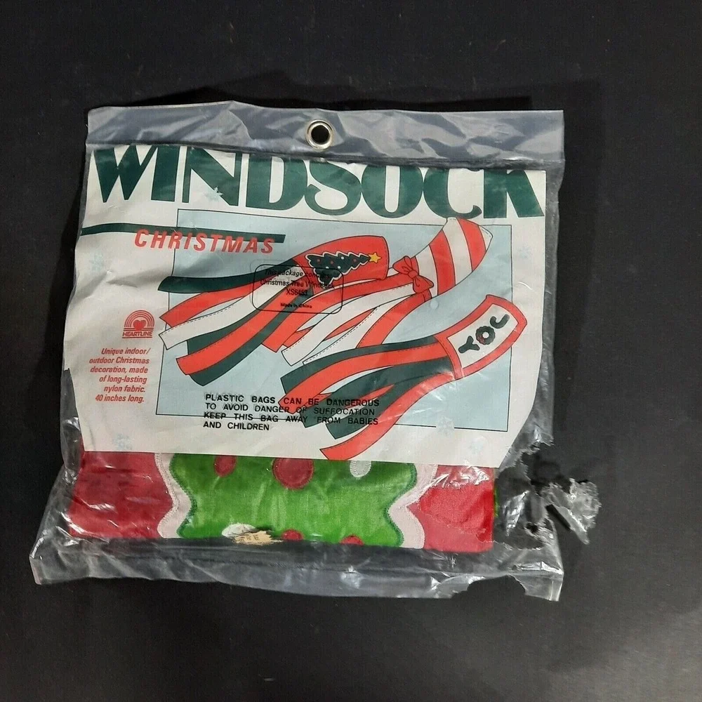 Christmas‎ Windsock Festive Outdoor Decoration Red & Green Nylon Holiday Decor